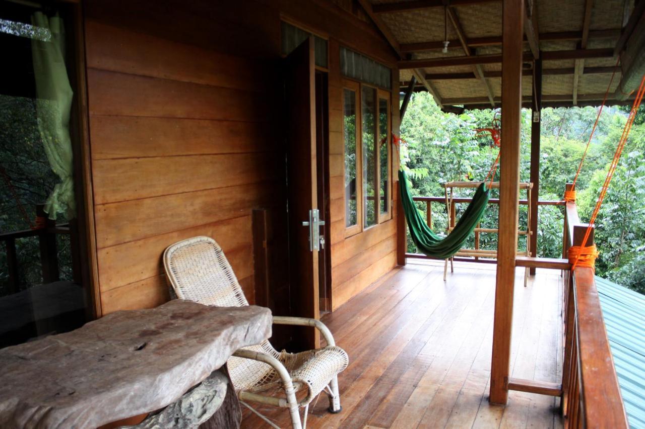 On The Rocks Bungalows, Restaurant And Jungle Trekking Tours Lodge Bukit Lawang